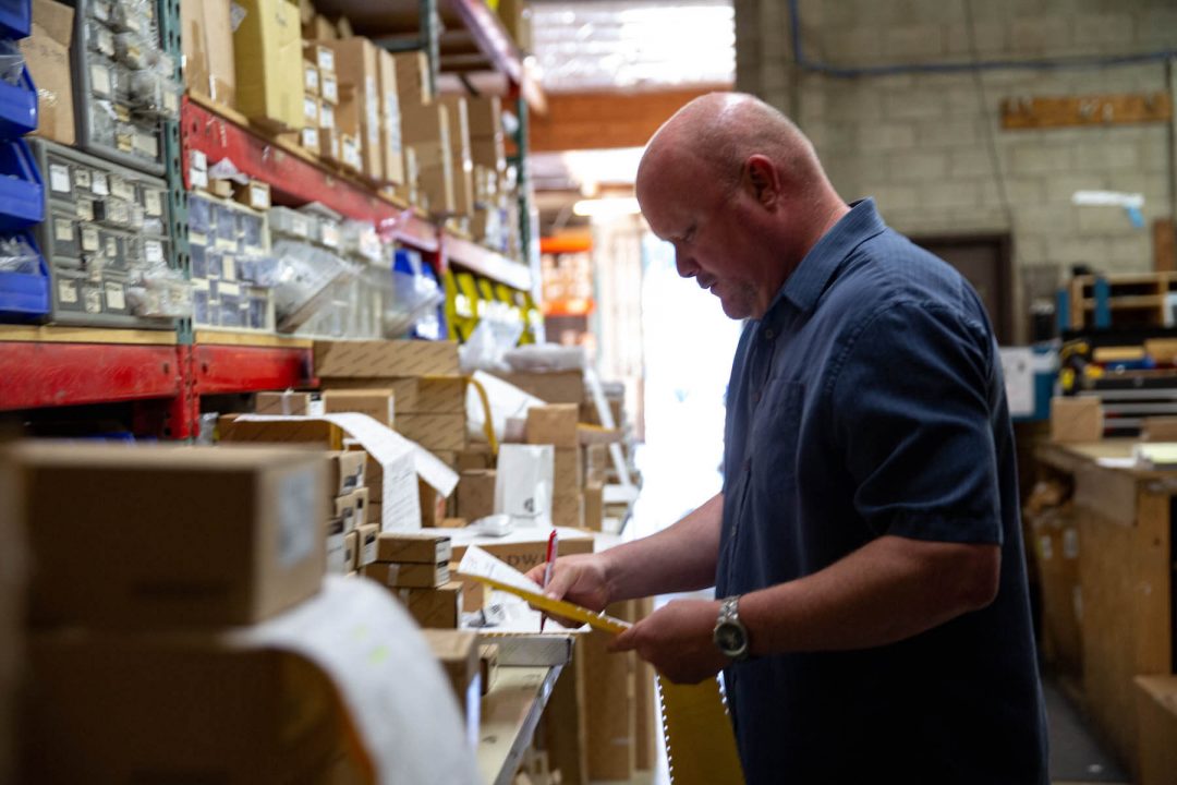 Services Huntington Hardware